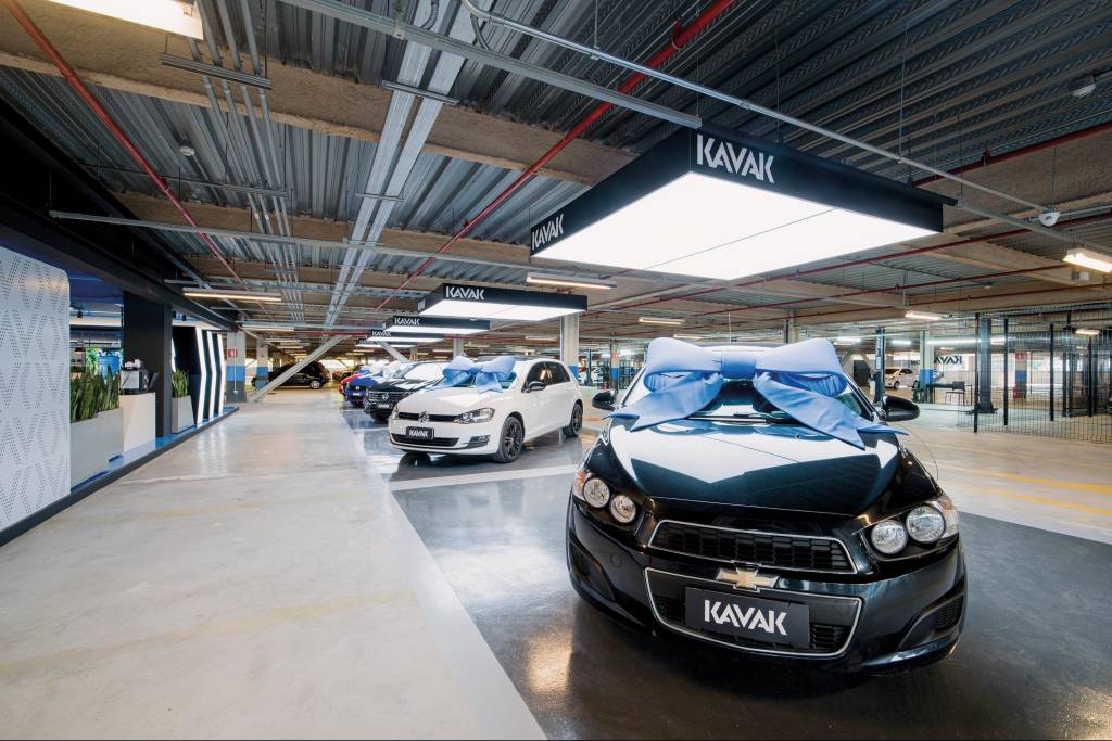 Startups apostam até em garantia vitalícia para vender carros usados