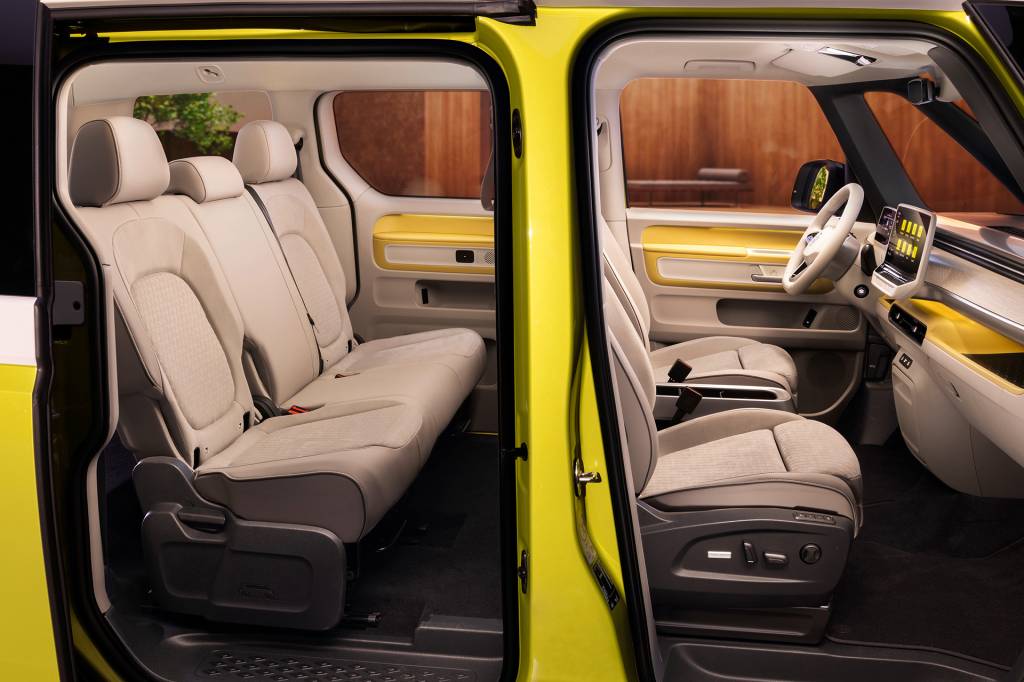 Volkswagen ID. Buzz Decoração amigável busca evocar a simpatia saudosa da Kombi e suas variantes