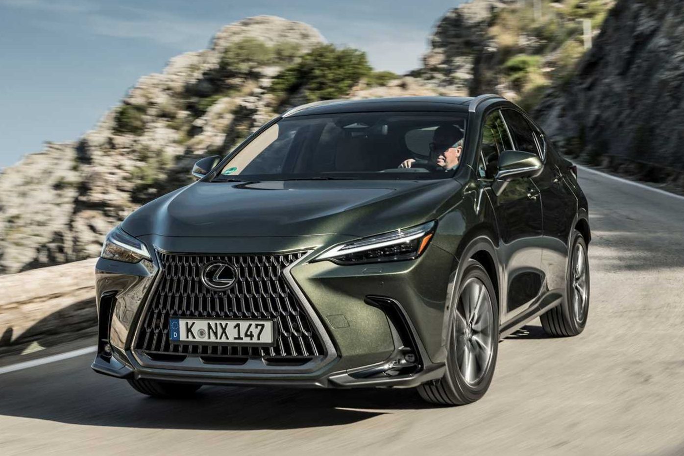 lexus-nx-350h