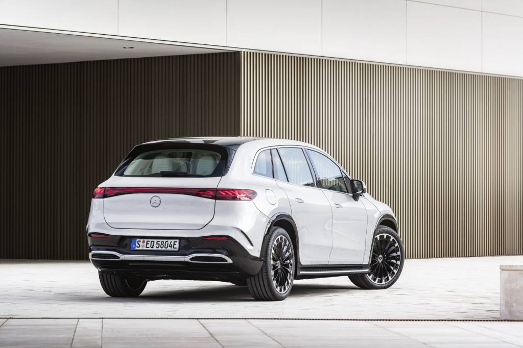 Mercedes-EQ. EQS SUV, X296, 2022 Traseira EQS