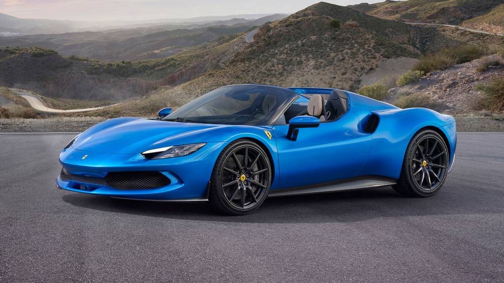 Com medo de incêndio, Ferrari manda parar 425 unidades do 296