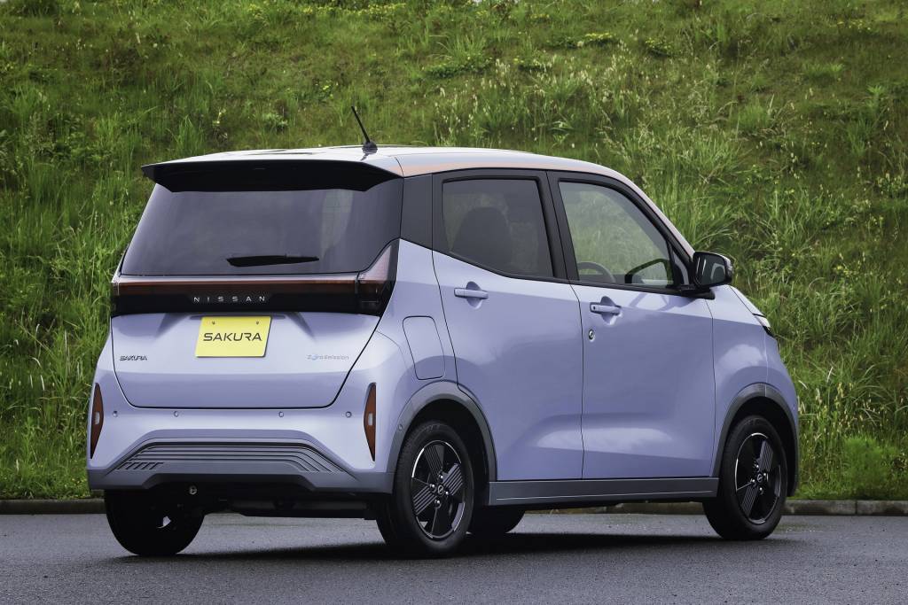 Nissan Sakura Modelo tem 1,65 m de altura e 3,40 m de comprimento