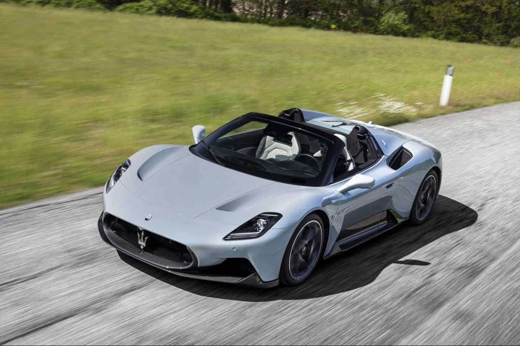 Novo Maserati MC20 conversível tem capota de vidro com opacidade ajustável