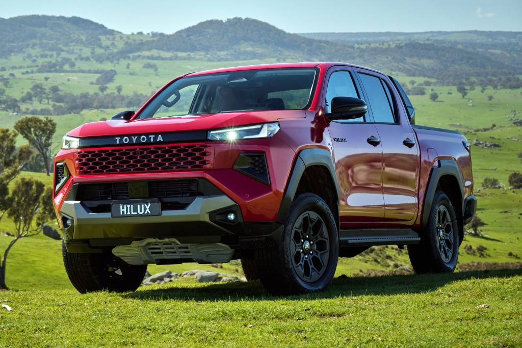 Nova Toyota Hilux 2027 manteve a plataforma antiga para não ficar cara demais