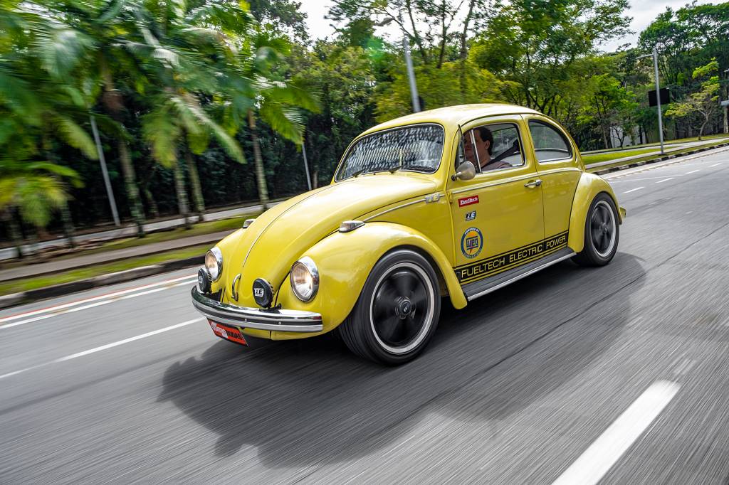 Impressões: como anda e quanto custa o Fusca elétrico da FuelTech