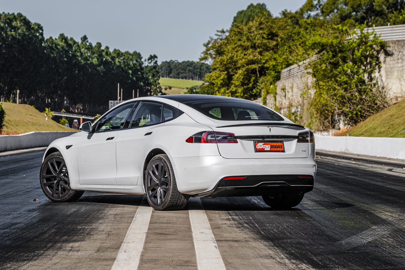 Tesla Model S Plaid