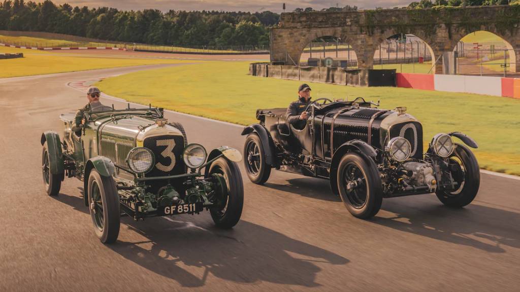 bENTLEY sPEED SIX remake em movimento