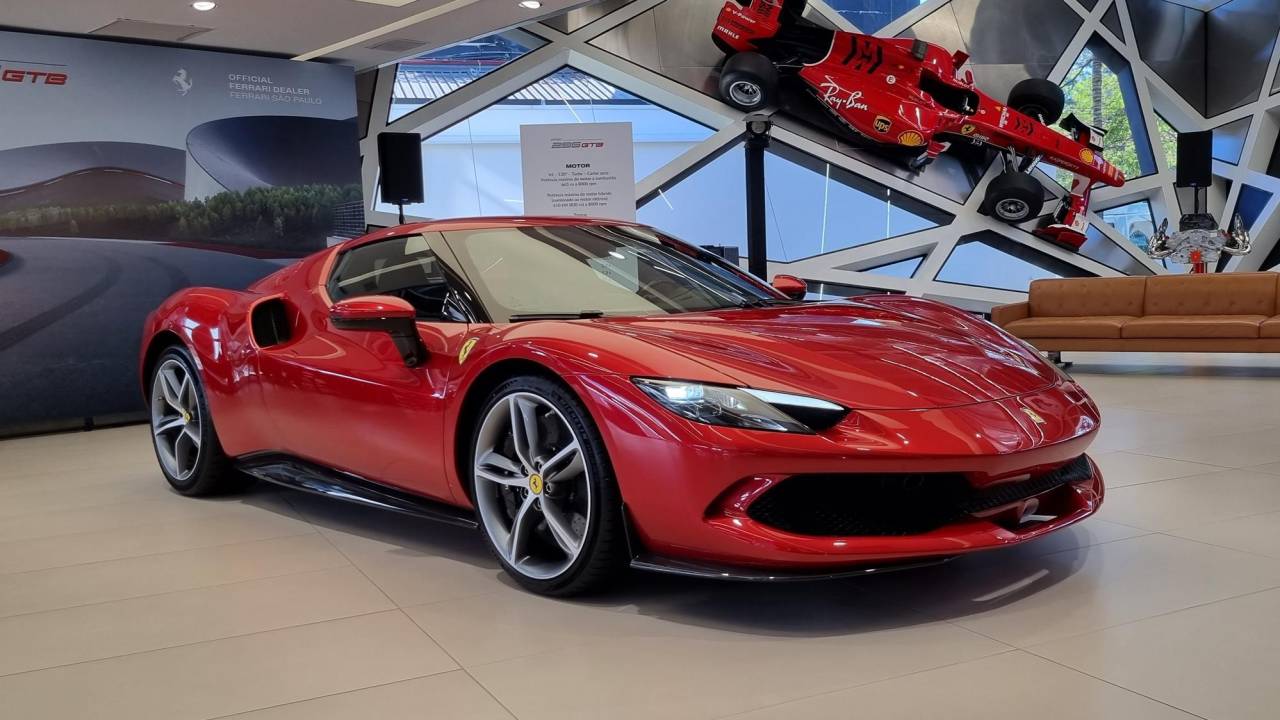 Ferrari 296 GTB BRASIL