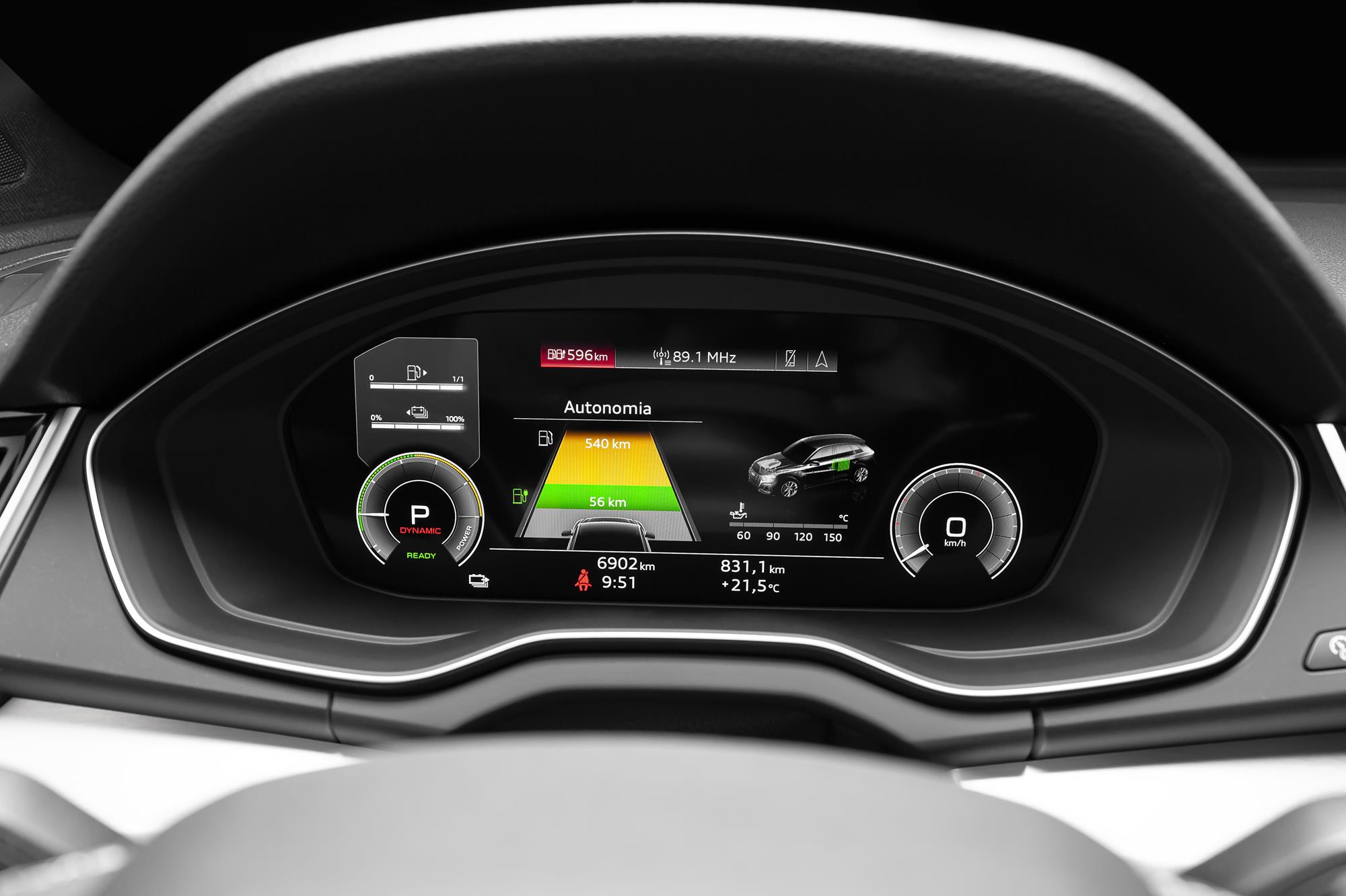 udi Q5 eTFSI h&iacute;brido Plug-in brasil