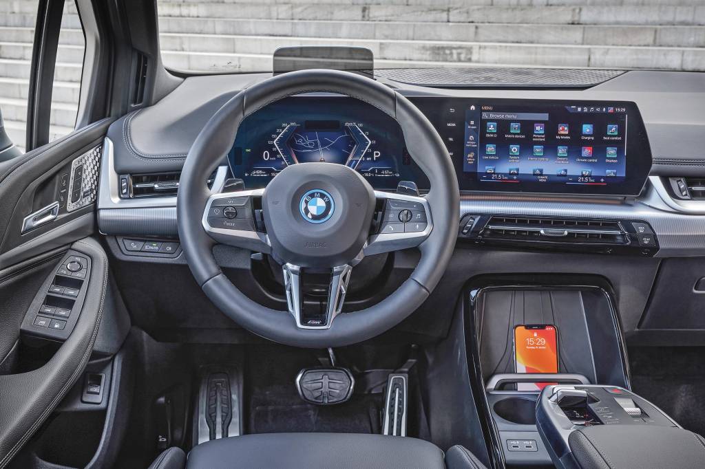 BMW 230e BMW 230e