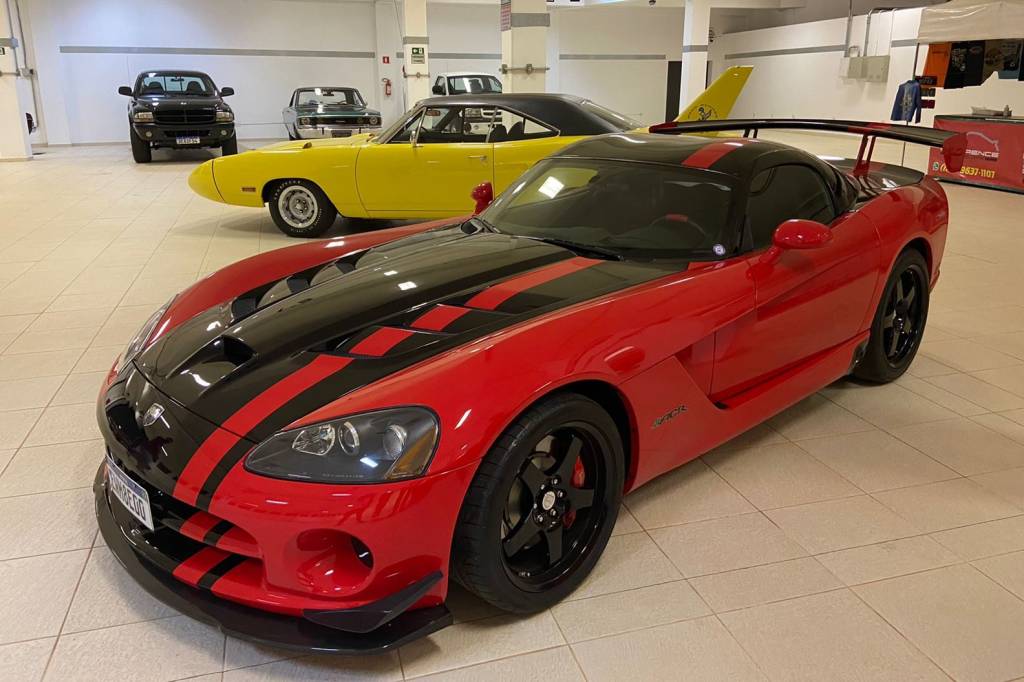 Mopar Nationals reúne de Chrysler 300 a Dodge Viper em no interior de SP
