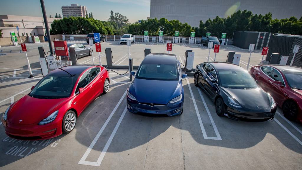 Pasadena Water & Power and Tesla electric vehicle charging stations on the roof of the Marengo parking garage at 155 E Green St., Jan. 24, 2020. (Photo by: Eric Reed/Pasadena Water & Power)