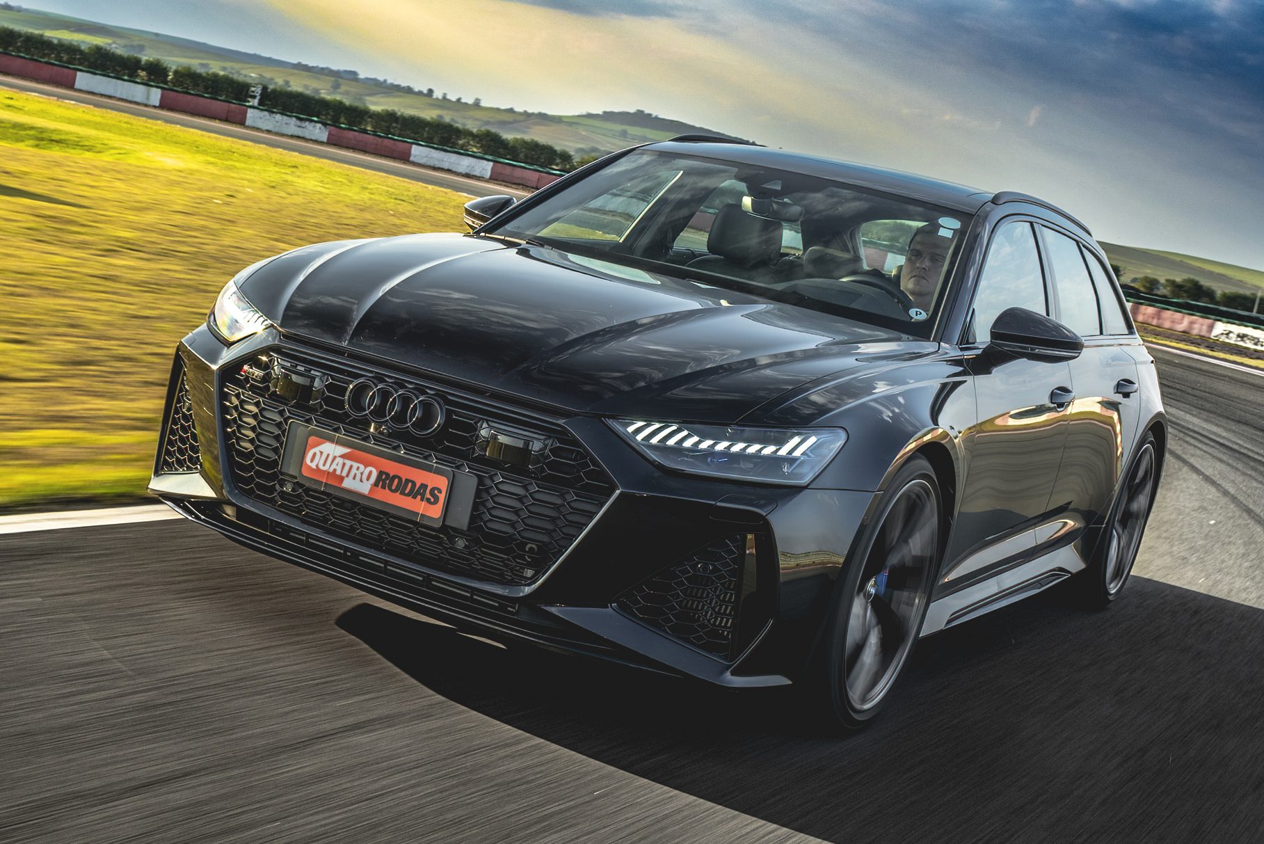 Audi RS6 Avant 2022 (1)