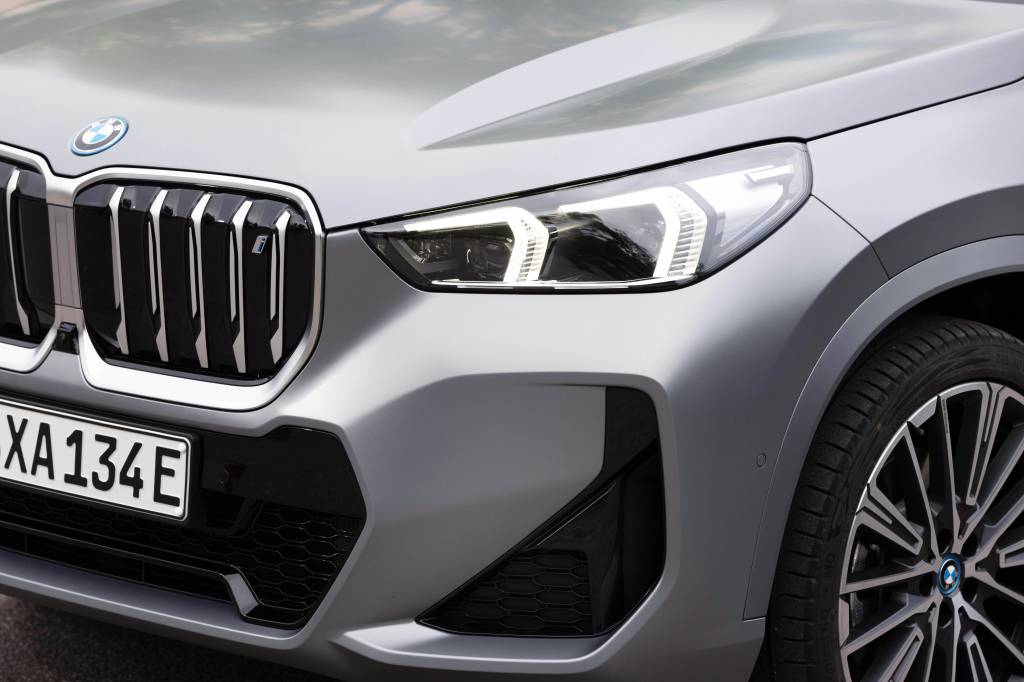 BMW iX1 xDrive30 BMW iX1