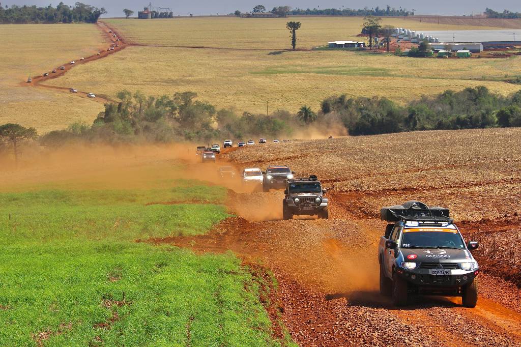 Expedição Sertões ‘cria’ caminhos para garantir aventuras até a pilotos