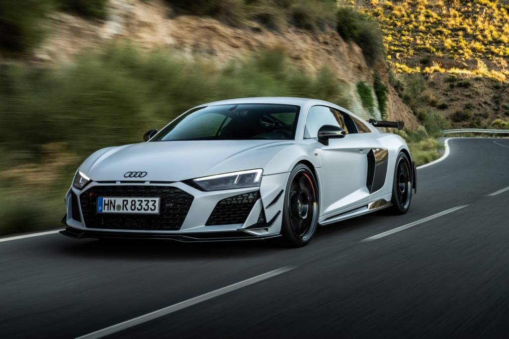 Novo R8 Coupe GT com tração traseira marca despedida do motor V10 na Audi