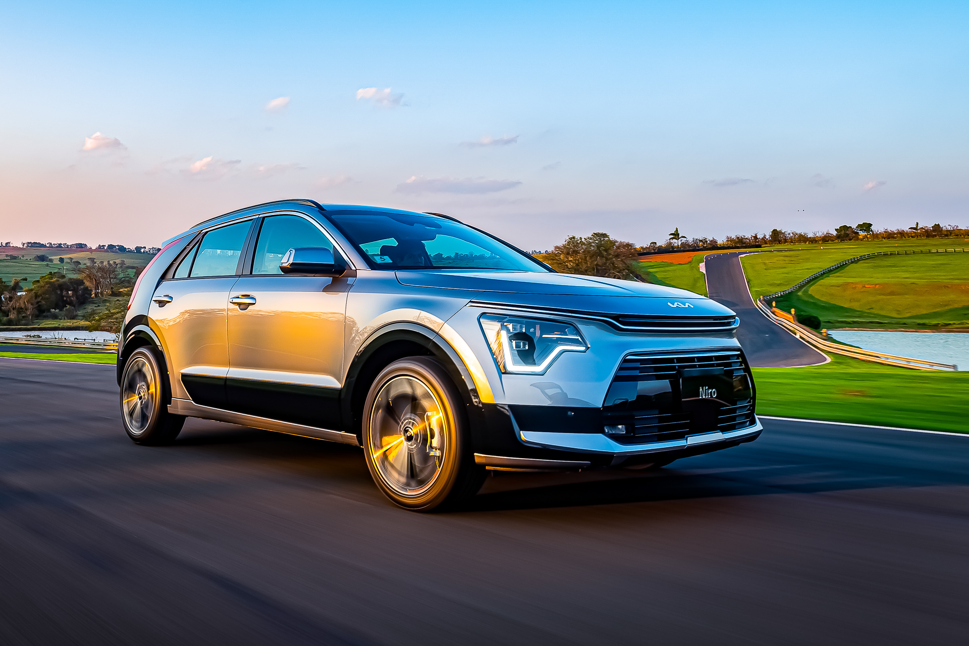 Novo Kia Niro j&aacute; est&aacute; &agrave; venda