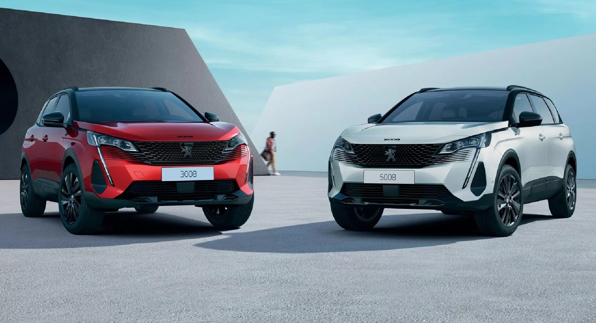 Peugeot 3008 e 5008 ganham versões híbridas até 15% mais eficientes