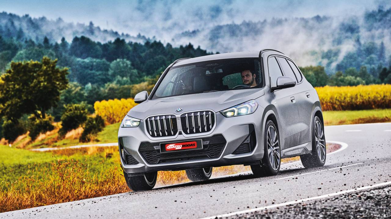 BMW ix1 xdrive30