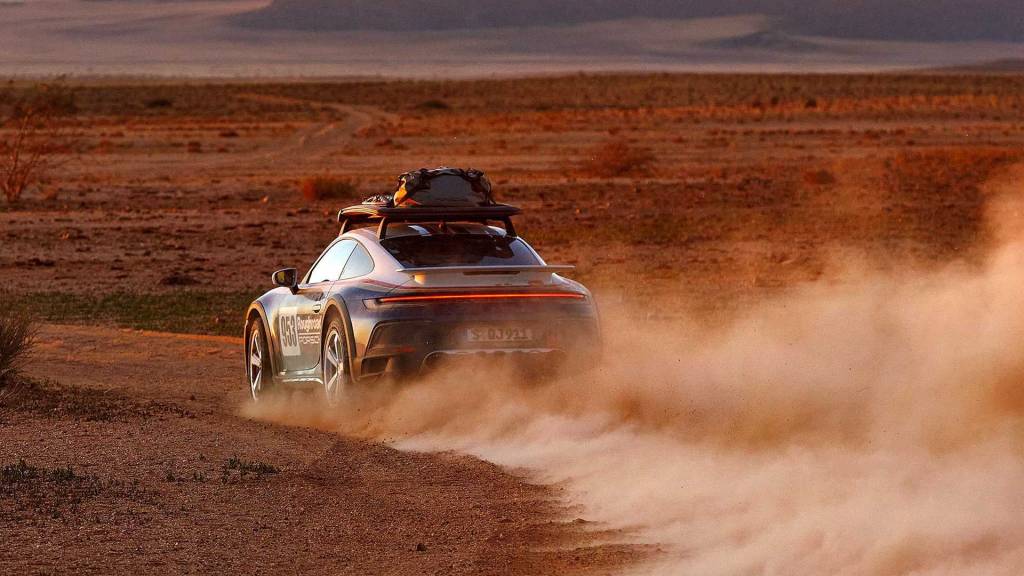 2023-porsche-911-dakar (6)