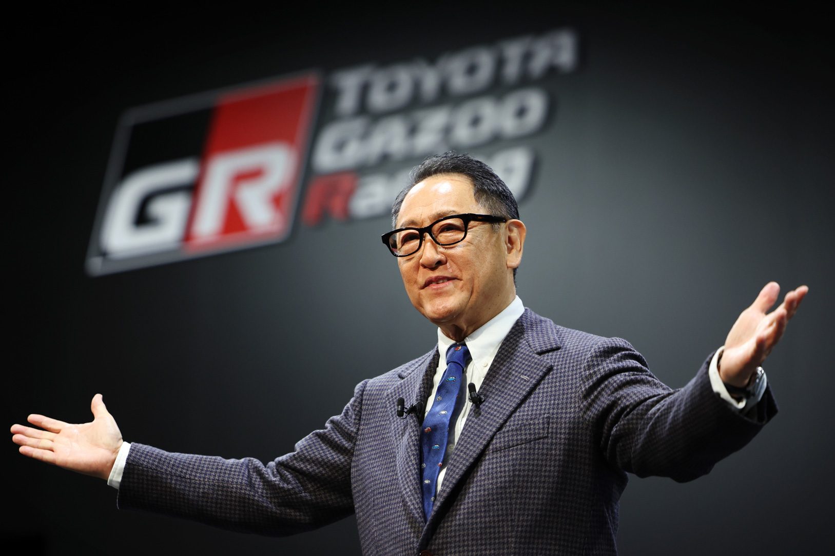 Neto do fundador da Toyota renuncia e marca terá novo CEO