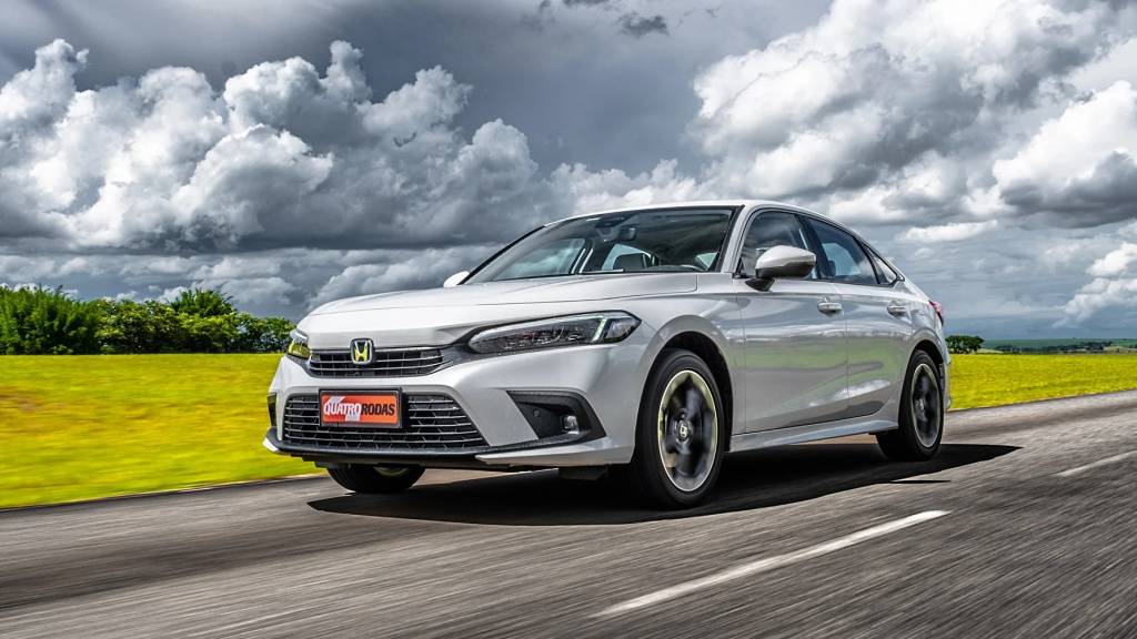 Honda Civic 2024 ainda está nas lojas é vendido com descontos de até R$ 36.000