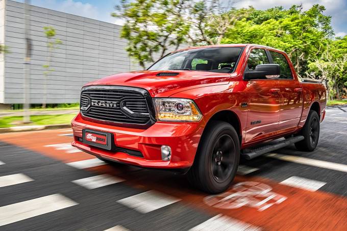 Ram 1500 Classic 2023 brasil (15)