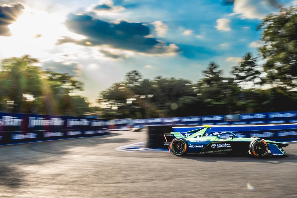 Circuito de São Paulo tem quatro grandes retas