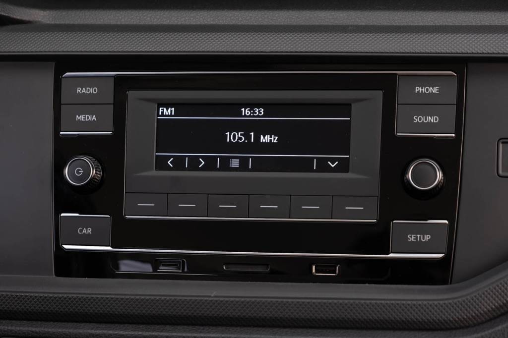 R&aacute;dio dispensa AM mas qualidade de reprodu&ccedil;&atilde;o &eacute; igualmente ruim e a culpa &eacute; da falta de tweeters
