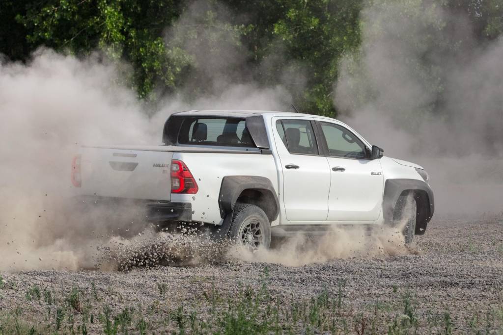 toyota hilux gr-sport 2023