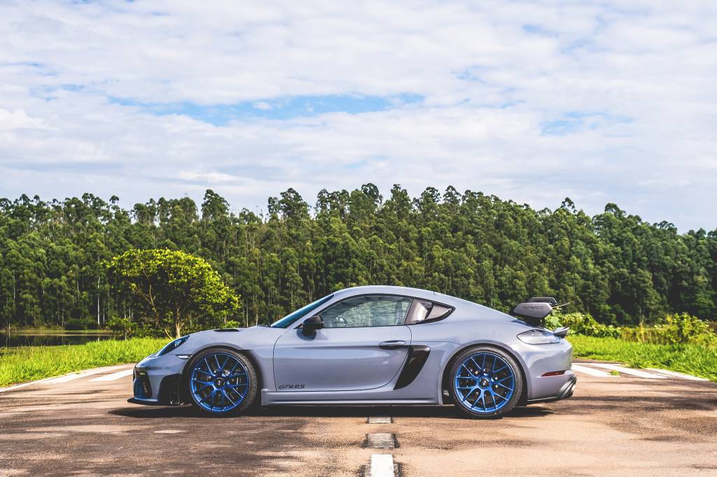 Porsche 718 Cayman GT4 RS