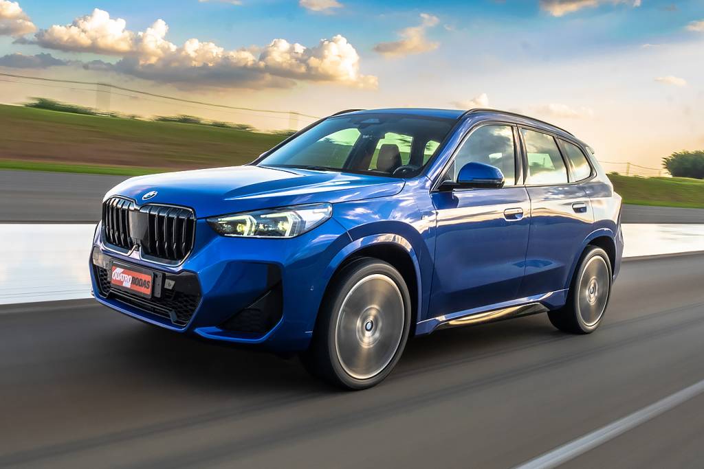 BMW X1 M Sport 20i 2023 br (37) BMW X1 M Sport 20i 2023 Azul Portimão