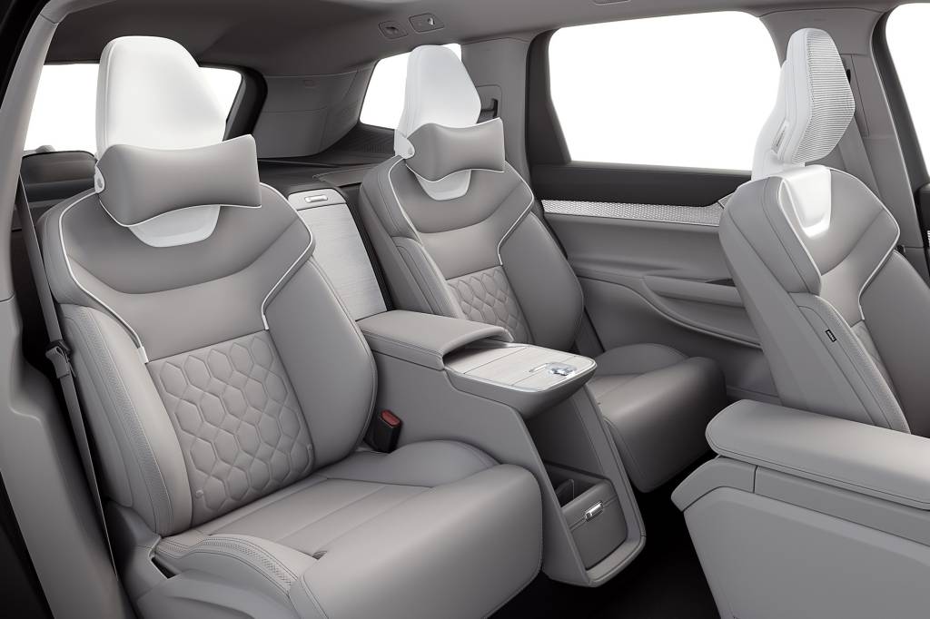 Volvo EX90 Excellence Um dos casos em que o dono do carro costuma viajar atrás