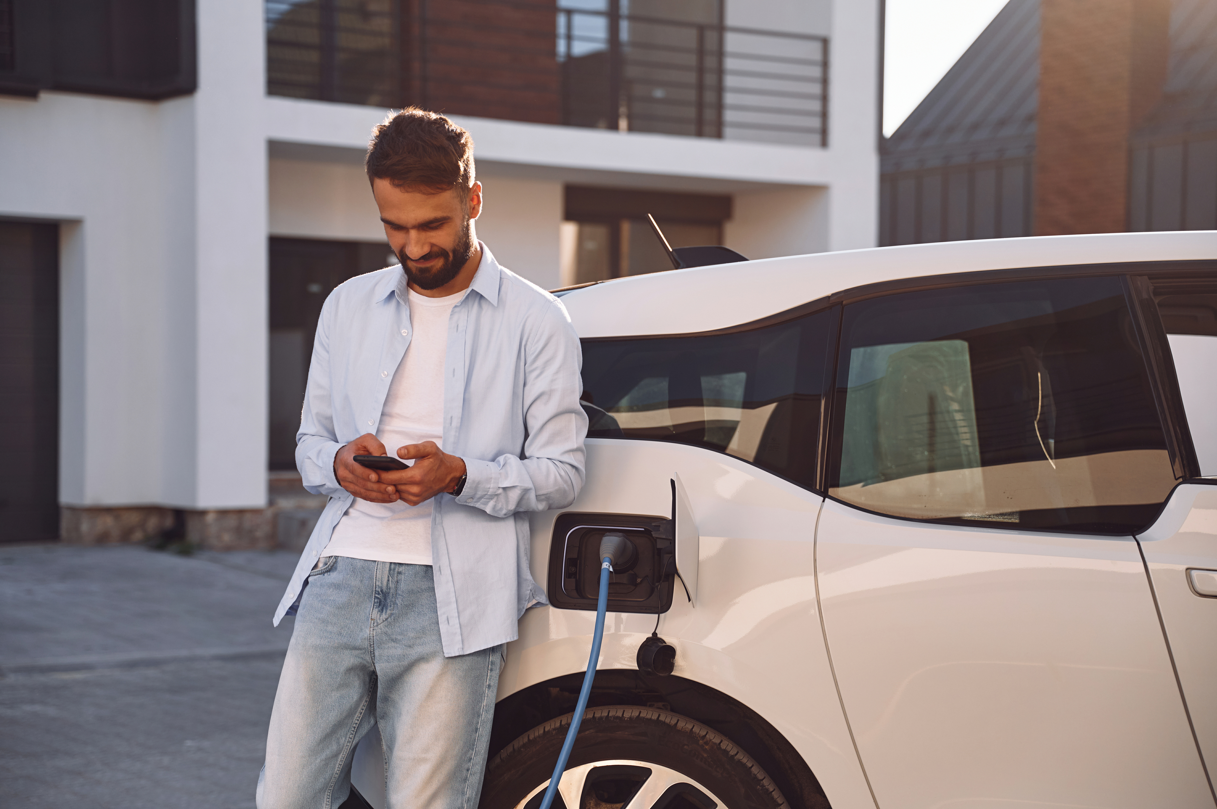 Nova linha Mobil Super™ Hybrid: novos carros pedem novos lubrificantes