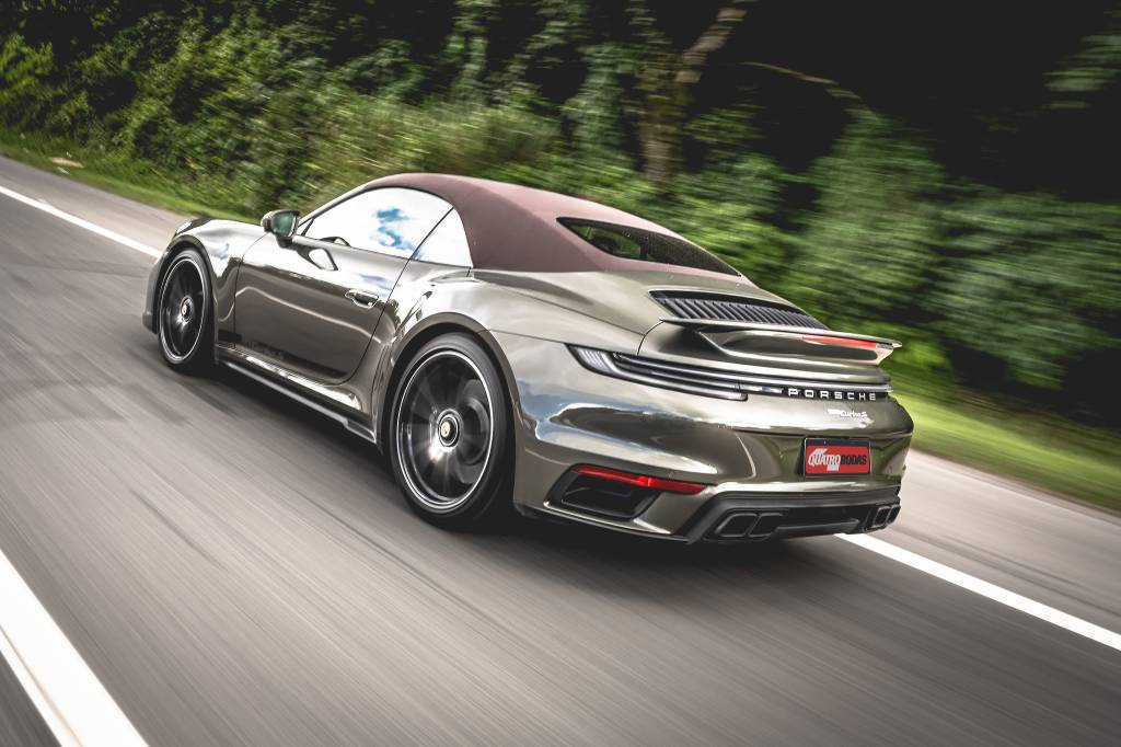 1FLP1038-2 Porsche 911 turbo Cabriolet