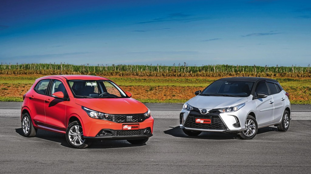Fiat Argo ou Toyota Yaris: comparamos os haches automáticos econômicos e baratos