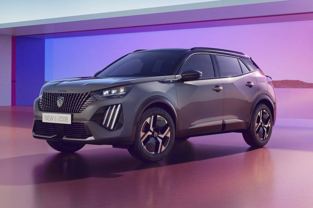 Peugeot 2008 ganha facelift na Europa e deve chegar ao Brasil até 2024