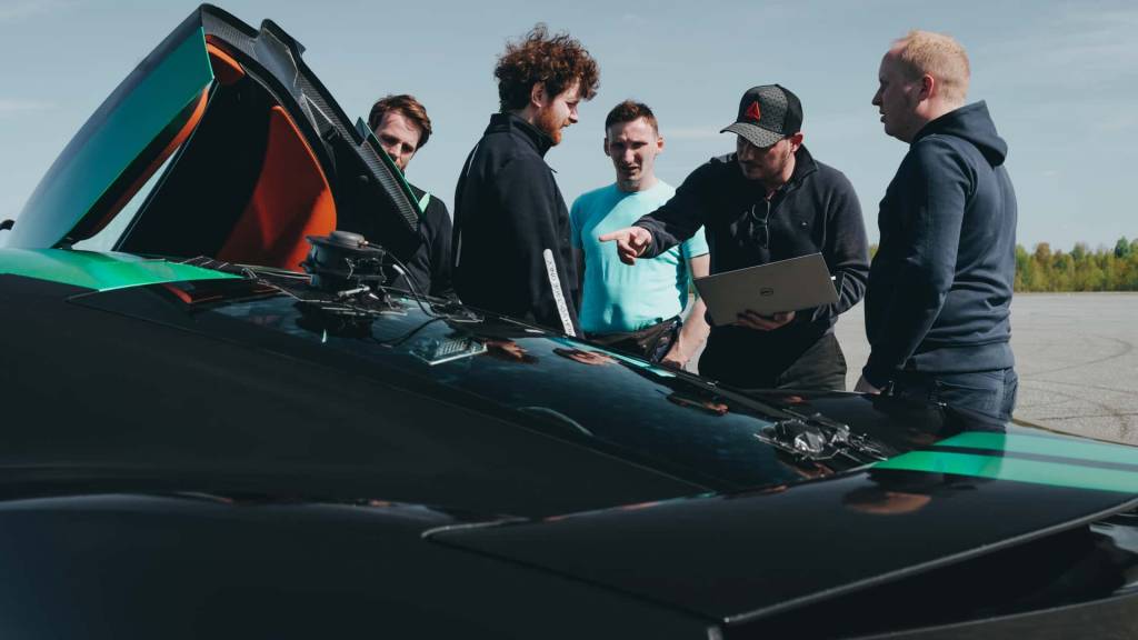rimac-nevera-sets-23-records-at-the-automotive-testing-papenburg-in-germany (3) Rimac Revera