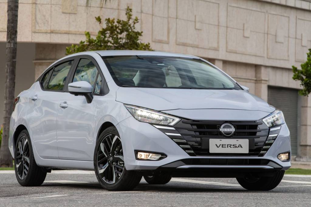 Novo Nissan Versa 2024: design renovado, muito mais seguro e com