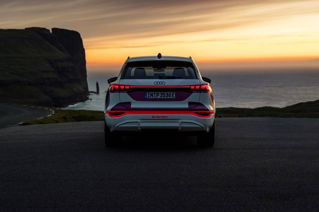 AudiQ6etronFAEROER129 Audi Q6 e-tron