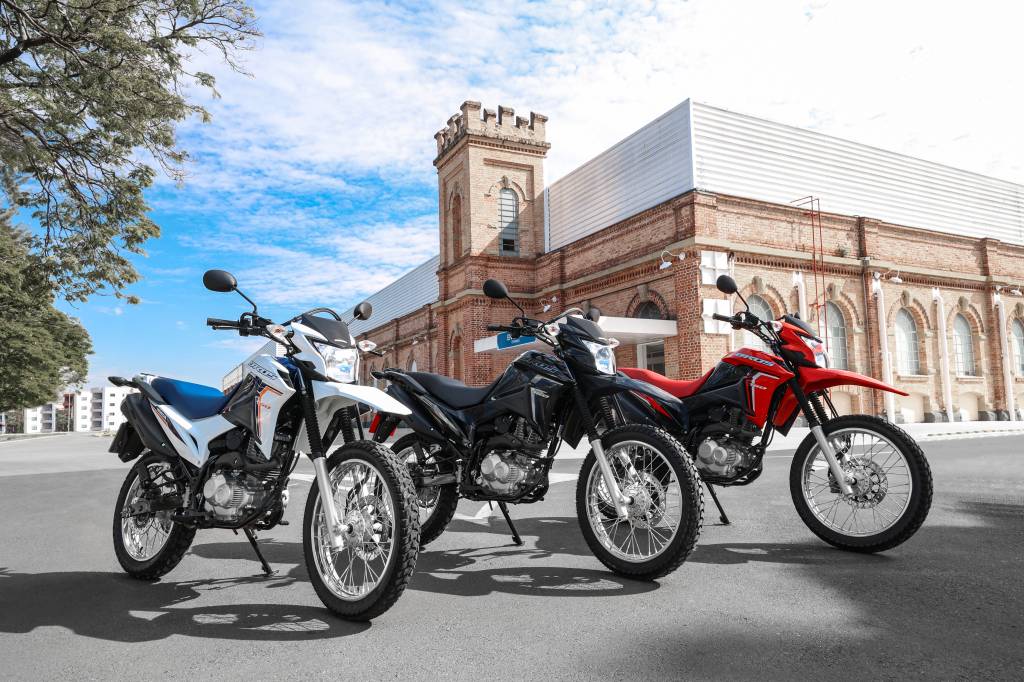 Honda Bros chega à linha 2024 com visual renovado e serviços gratuitos
