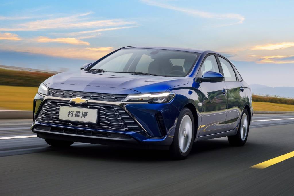 Chevrolet Cruze está de volta, agora baseado no Monza chinês e mais fraco que Onix