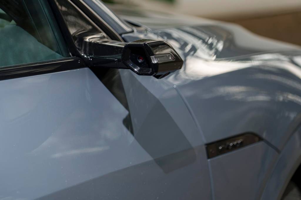 Audi Q8 e-tron (2) Audi Q8 e-tron