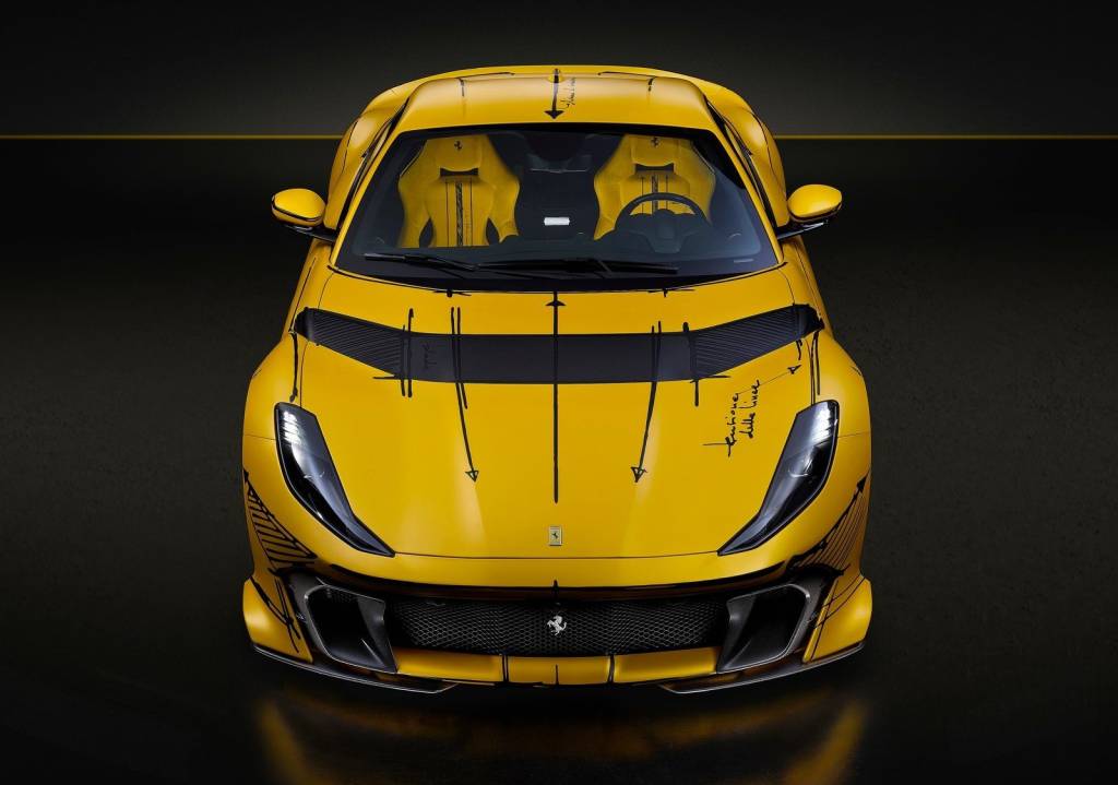 Ferrari 812 Competizione Tailor Made