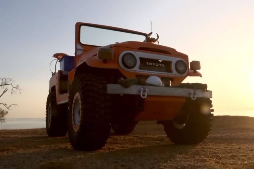 Toyota Bandeirante elétrico quebra recorde ao atravessar 7 km submerso