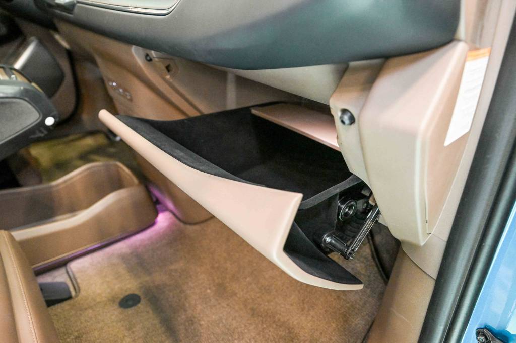 Hyundai cria novo porta-luvas que só funciona em carros elétricos
