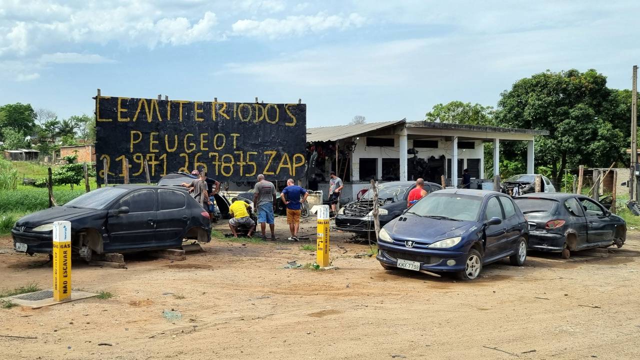 Cemitério dos Peugeot