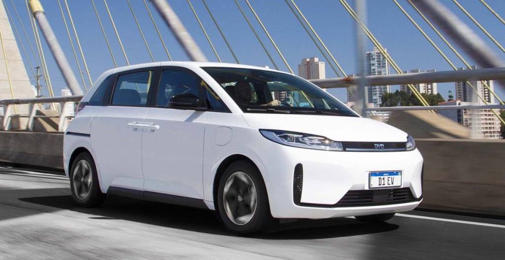 Carro da 99, BYD D1 está fora de linha e deixa de ser vendido no Brasil