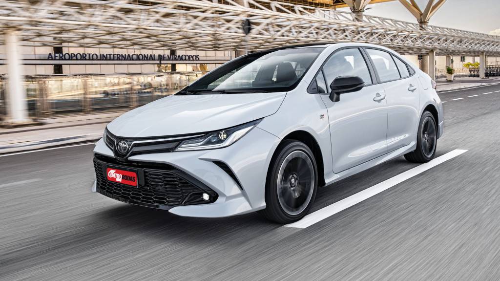 Donos relatam que etanol causa pane e leva Toyota Corolla à oficina