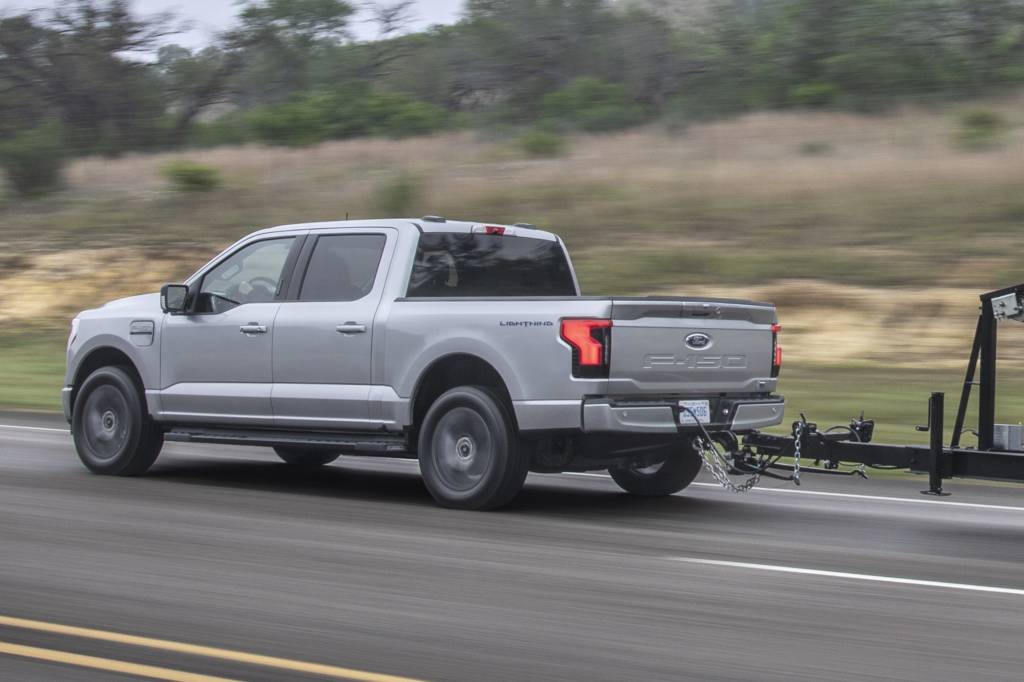 F-150 Lightning XLT tow F-150 Lightning XLT tow